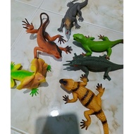 Giant reptile lizard hard rubber kids toys mainan cicak besar camelon komodo
