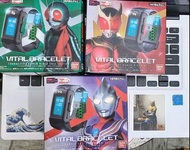 【BANDAI】 代理板 人體連動育成手環 假面騎士 黑色無印款/育成手環 超人55週年魂限套裝