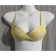 Wacoal Bra Yellow Size B30/65 Second Hand ️