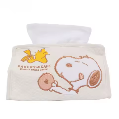 Japanese Cartoon Snoopy Portable Multi Purpose Tissue Box Holder Cute Desktop Tissue Pouch Home Gift