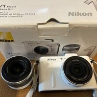 Nikon V1 10mm + 10-30mm