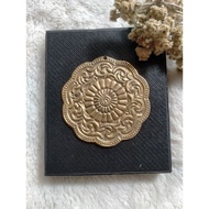 6-7 cm brass plate pendant