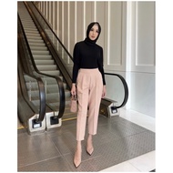 Bonia Ankle Pants by Buttonscarves