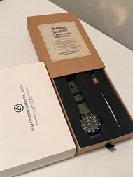 六折！Madness Watch MADNESS x WMT SEA DIVER (AGED/BLACK) 日本機芯機械手錶