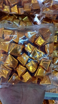 Coklat Silverqueen Piramid Crispy ukuran 1 Kg