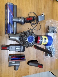 Dyson V8 Vaccum Cleaner 吸塵機