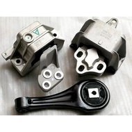 Engine Mounting Bracket/ Oil sump bracket/ Gearbox bracket for Chinese Brilliance V5 4A92 engine Aut