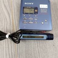 SONY MZ-R55正常可以用,MD播放機,包括線控,充電池1粒。