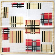 Burberry 復古手帕 經典格紋 23 x 22.5 英吋