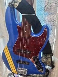 Fretless Squier Jazz Bass Electric Guitar