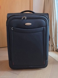 Samsonite Duralite 黑色可以擴展經典新秀麗行李箱