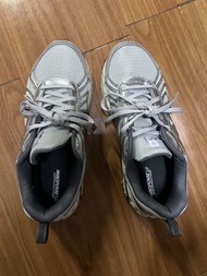 New Balance 運動鞋 MT410