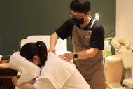 Hsin Pei Aromatherapy Body Oil Pressure and Acupressure Massage Experience in Banqiao (Near Fuzhong 