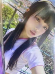 NewJeans Hanni 小卡