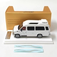 MK Miniatures 1: 64 Ford Ford E350 RV Alloy Simulation Car Model Collection Ornaments