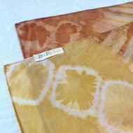 【ZhiZhiRen】天然植物染方巾 | 手帕-包裝巾