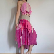 粉色日系可愛風夏季長裙，適合音樂祭與派對造型