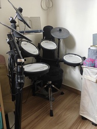 Electronic Drum Kit_ Roland TD-1DMK