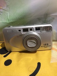 MINOLTA RIVA 125 zoom Date