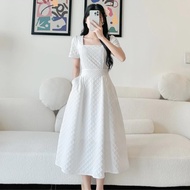 Đầm thiết kế cổ U vải gấm thêu ô vuông dáng xoè LAVYA - D005 đầm hãng sale Bemine Lavi jumele gumac