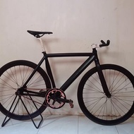 Sepeda Fixie United Soloist 77