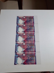 全新:香港:法定貨幣:(10元紙幣):靚號碼:2002年:信號碼:前財政司:司長:梁錦松先生:(前金融管理):專員:任志剛先生:(已經不出版多年紙幣 ):共5張