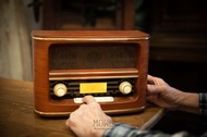 Display - George 復古木製藍牙喇叭收音機