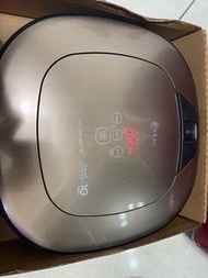 LG （便宜賣 極少用）掃地機器人 拖地機器人 HOM-BOT TURBO WIFI