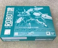 正版全新 ROBOT魂 獨角獸 三盾 Unicorn Gundam Shield Funn,購買模型請先提問