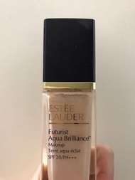 Estee Lauder 粉底液