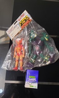 不是 超合金 減價 Marmit 愛美神雙頭龍一對 鐵甲萬能俠 中膠 大膠 公仔