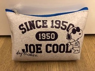 Snoopy pouch