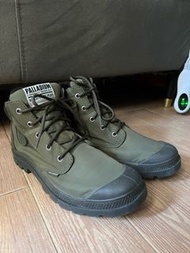 軍綠色防水PALLADIUM靴