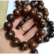 18mm kalimantan black agarwood bracelet, jumbo agarwood bracelet, fragrant agarwood bracelet
