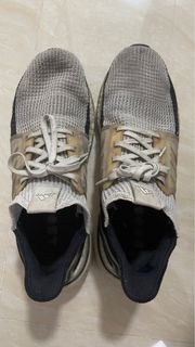 Adidas Ultraboost 19 Sneakers B37707 白灰黑