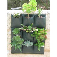 Pot Kantong Tanaman Dinding isi 9 Kantong/ Wall Planter 9 Bag-Hijau