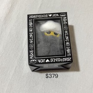 (現貨) ZOA MINI PLUSH KEYRING GD代購韓國周邊 GD首爾encore周邊｜GD小卡專輯代購 GD專輯 GD小卡 GD手燈 GD演唱會 GD MD GD周邊 GD盲盒