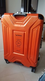 V ROOX 大行李箱 旅行喼 旅行箱 長52cm 闊30cm 高70cm