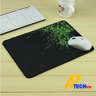 Mouse Pad, Razer X3 Mouse Pad with Edge 245x320mmx3mm Specialized for Gamers