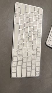 A2449 Apple Magic Keyboard with Touch ID 藍牙巧控鍵盤 注音版 含touch ID （小版）