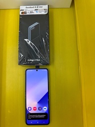 Samsung Z Flip6-256GB