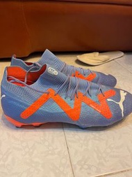 Puma 足球鞋