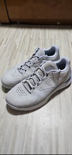 UA curry 1 low