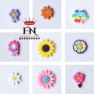 Flower Bag Shoe Charms Daisy Flowers Leaves Can Be Attached To Both Shoes And Bags.