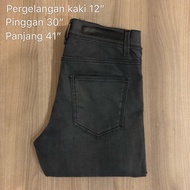 Bundle seluar panjang lelaki /jeans/hitam