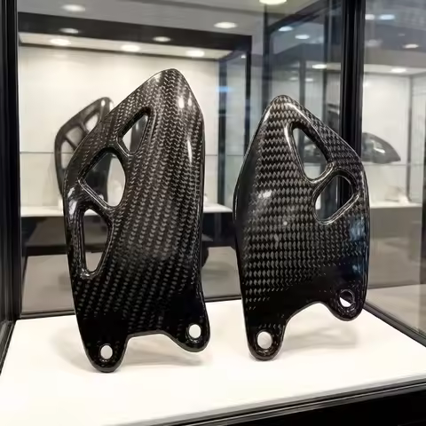 Carbon Fiber Pattern Motorbike Footrest Plate Heel Guard For Kawasaki ZX-10R ZX10R 2015-2024
