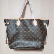 M46987
Neverfull MM LV老花購物袋 紅內裡 塗層帆布奶粉袋 植鞣變色皮 包順豐