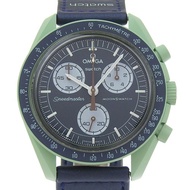 【日本直送】OMEGA Speedmaster Moonwatch Mission on Earth 腕錶 SWATCH S033G100 綠色 石英 男仕【二手】