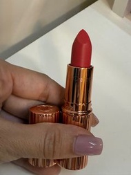 Charlotte Tilbury 唇膏
