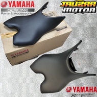 SINGLE SEAT FRONT SEAT R15 V3 VVA BK7-F4710-01 ORIGINAL YAMAHA